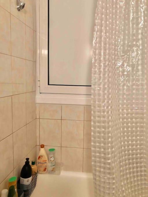 2Bdr Olympianzeus Apt With Netflix Atenas Exterior foto